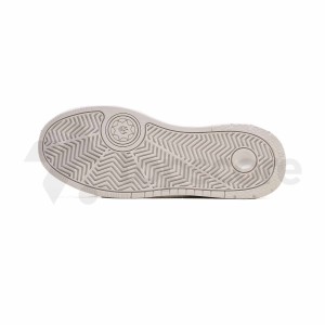 topscore toko sepatu olahraga
