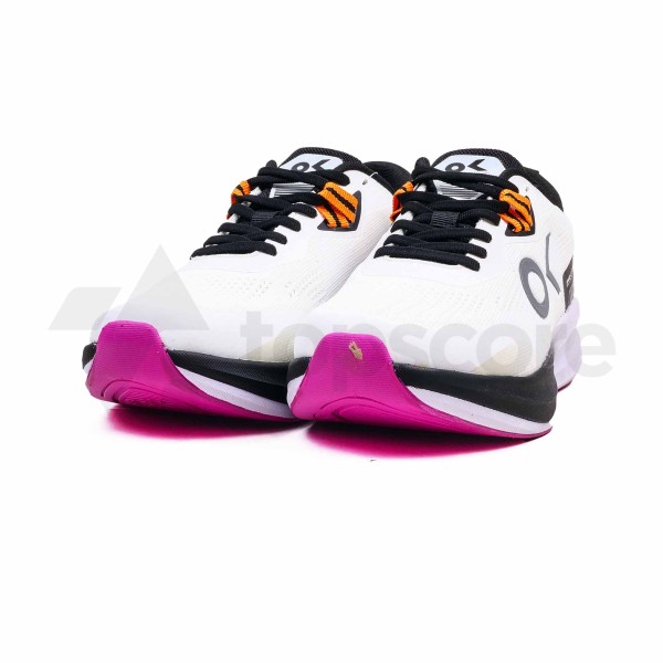 kanky_supreme_white_219_1.jpg