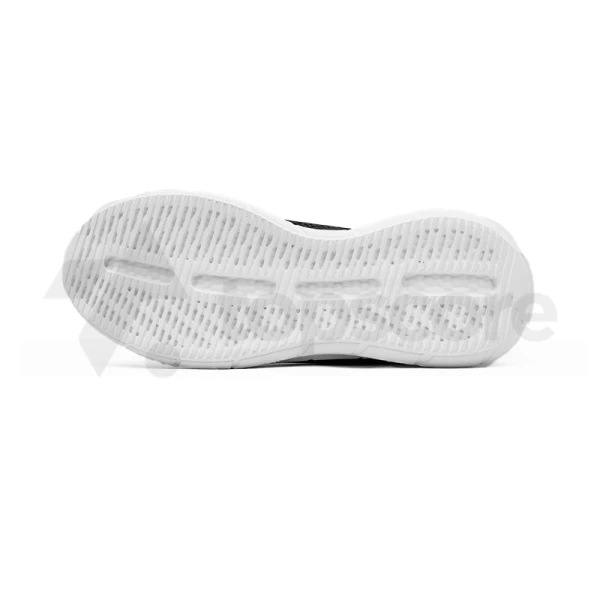 lycan_omega_30_black_white_740_0.webp
