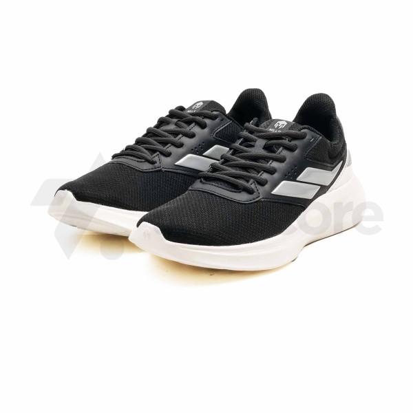 mills_echo_black_white_806_0.jpg