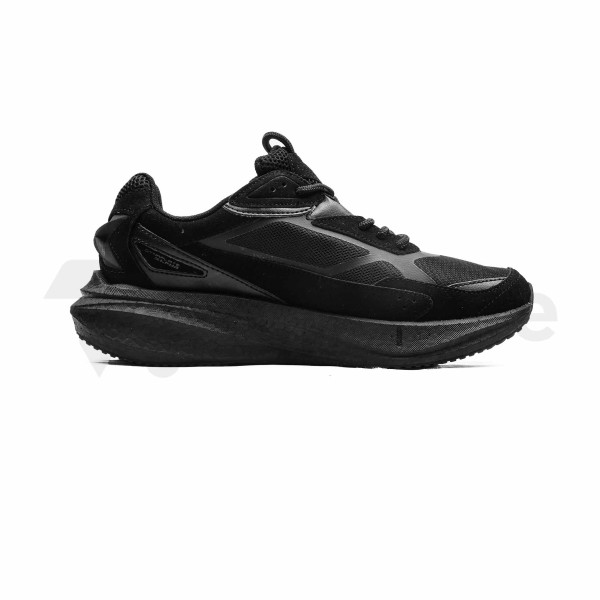 mills_revolt_dynaplate_alpha_all_black_591_0.jpg