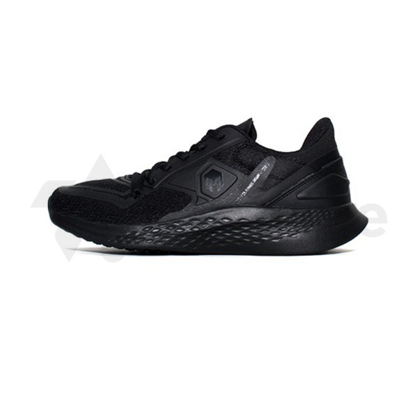 mills_treximo_omega_black_black_560.jpg