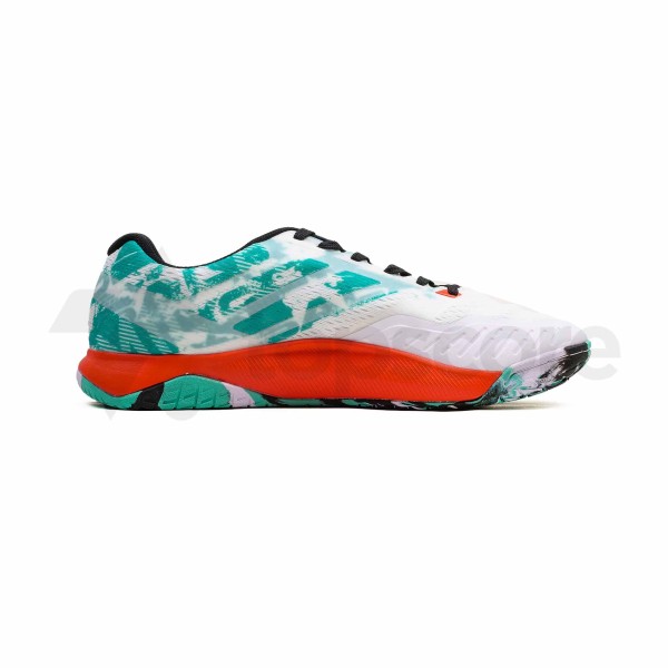 mills_voltasala_alvez_white_bright_red_green_587_0.jpg