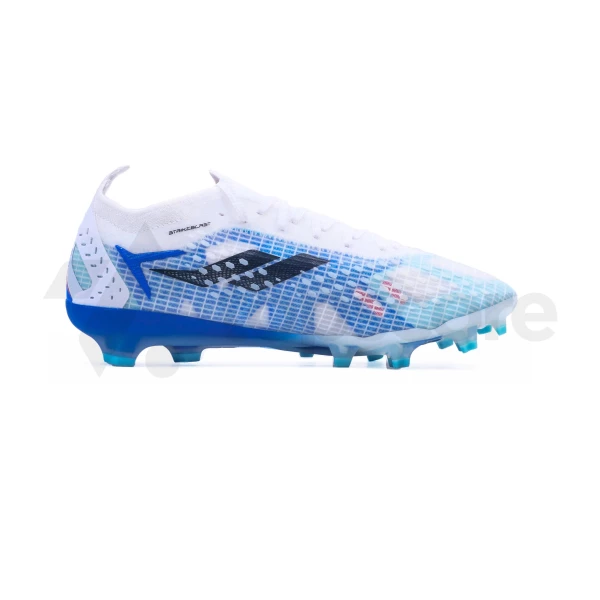 mills_xyclops_strikeblast_mk_30_elite_fg_white_royal_blue_pearlized_822_0.webp