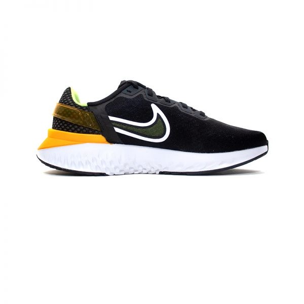 NIKE LEGEND REACT 3 BLACK/WHITE