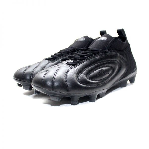 SPECS BARRICADA FUERZA ELITE FG TRIPLE BLACK