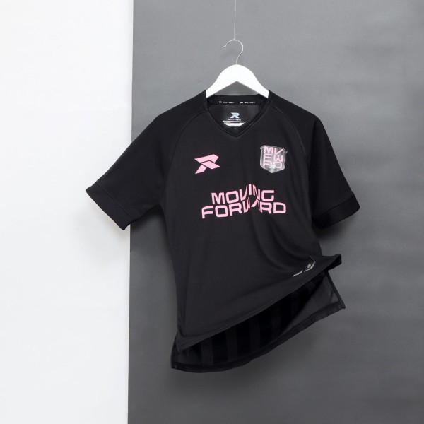 RATHEN MOVING FORWARD TPU HITAM PINK