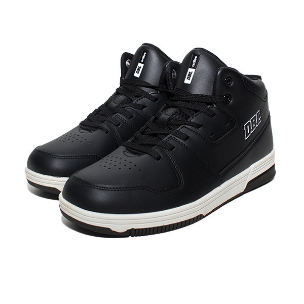 ARDILES ADONIS HITAM/PUTIH