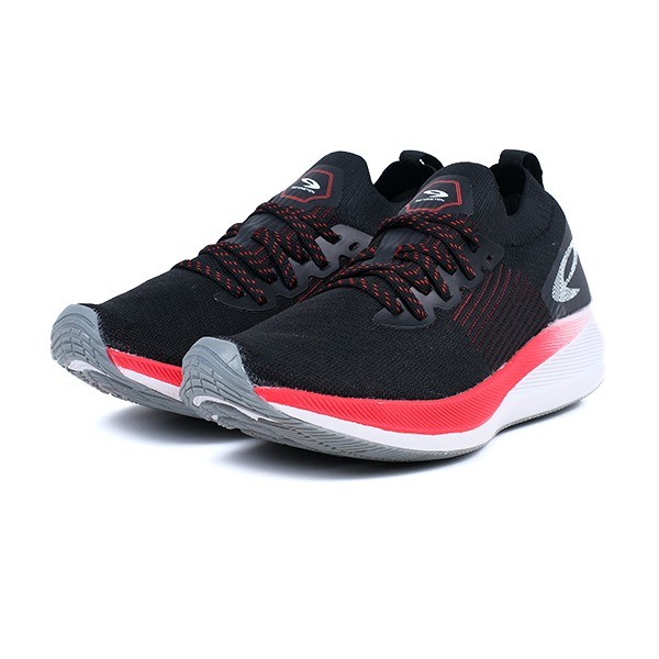 910 YUKA ACCEL RAPID HITAM/MERAH-MD