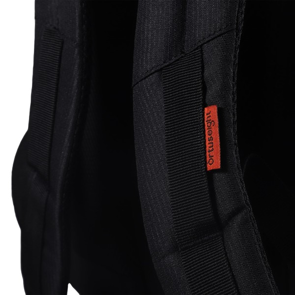 ORTUSEIGHT RESIST BACKPACK BLACK/SILVER