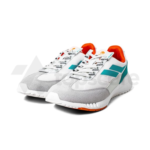 MILLS REVOLT RAZE WHITE/LT.GREY/TOSCA