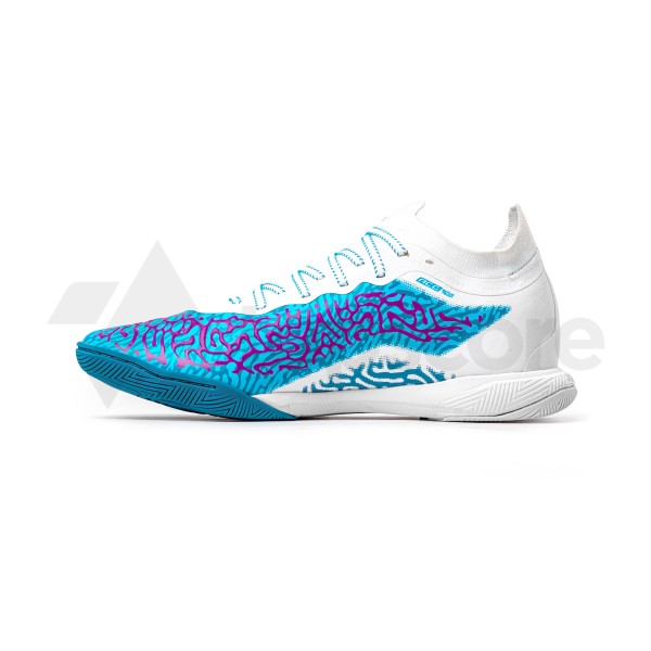 MILLS TRITON GENOME ELITE IN WHITE/OCEAN.BLUE/PINK