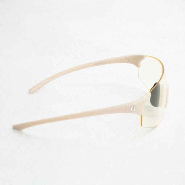 UNSTOPPABLE CULTURE FLASH LIGHT YELLOW FISH